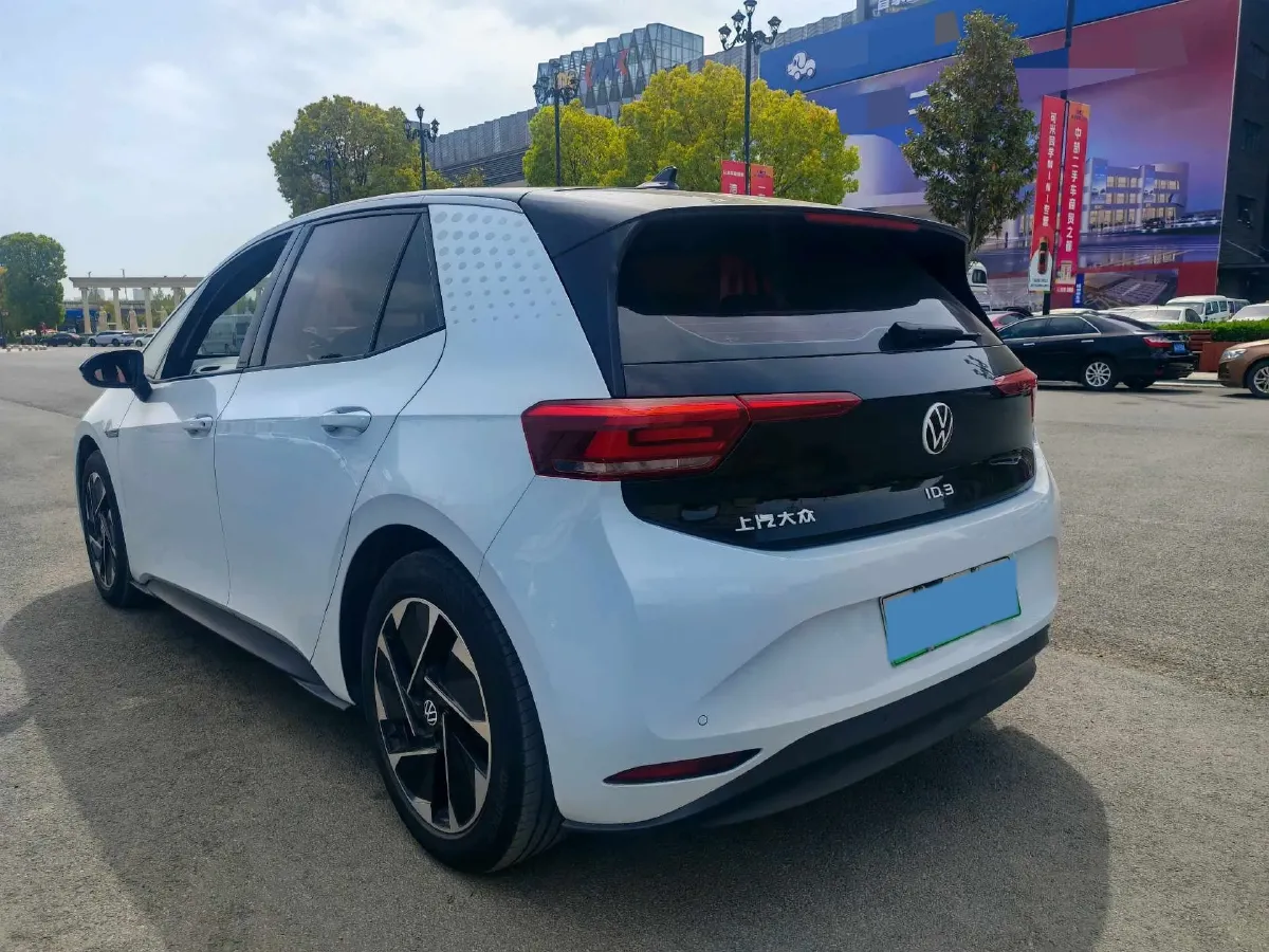 2023 Volkswagen ID.3 BEV 52.8KWH,autocango,china used car exporter,china ev exporter,chinese used car exporter,chinese used ev exporter