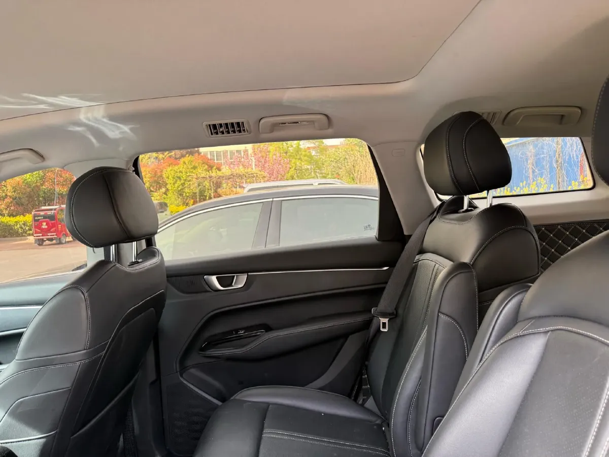 2020 WuLing KaiJie 1.5T 147HP L4 CVT,autocango,china used car exporter,china ev exporter,chinese used car exporter,chinese used ev exporter