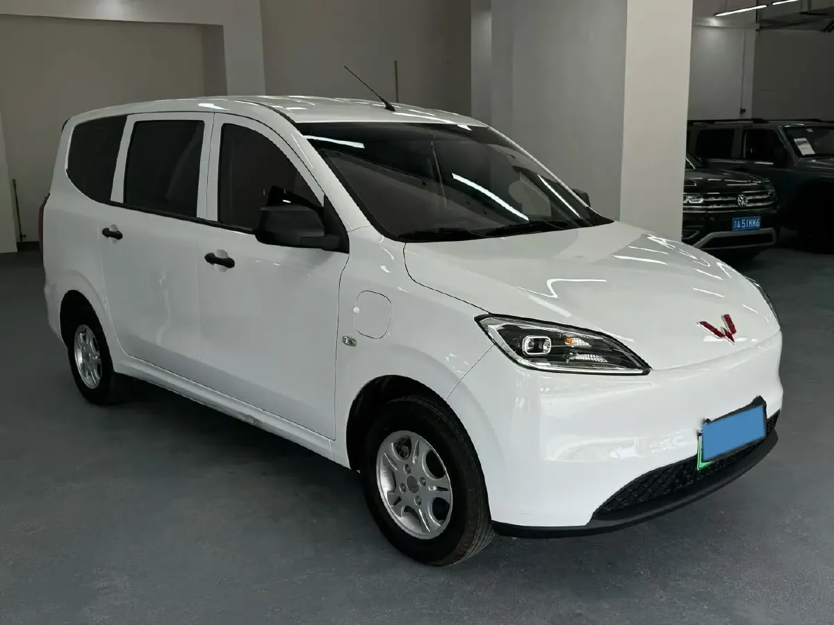 2024 WuLing HongGuang New Energy BEV 32.6KWH,autocango,china used car exporter,china ev exporter,chinese used car exporter,chinese used ev exporter