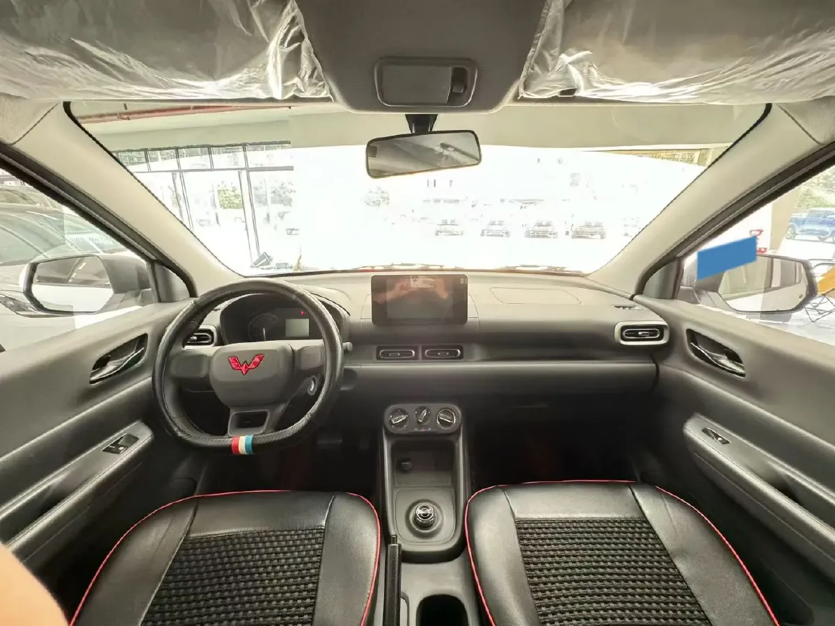 2024 WuLing HongGuang New Energy BEV 32.6KWH,autocango,china used car exporter,china ev exporter,chinese used car exporter,chinese used ev exporter