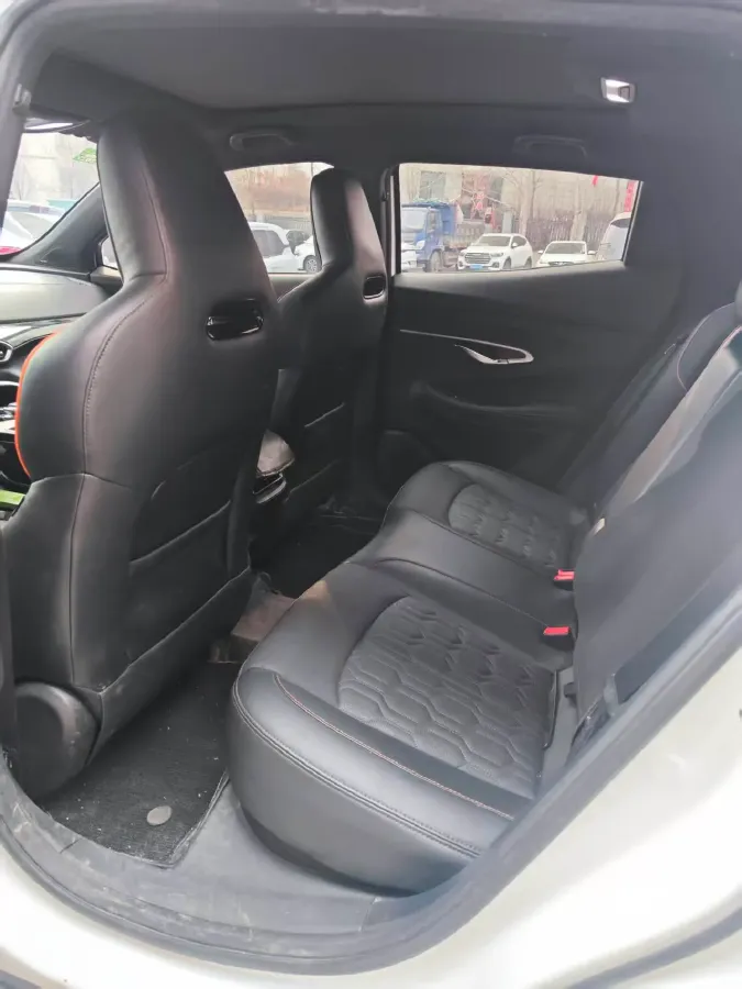 2022 ChangAn UNI-T 1.5T 188HP L4 7DCT,autocango,china used car exporter,china ev exporter,chinese used car exporter,chinese used ev exporter