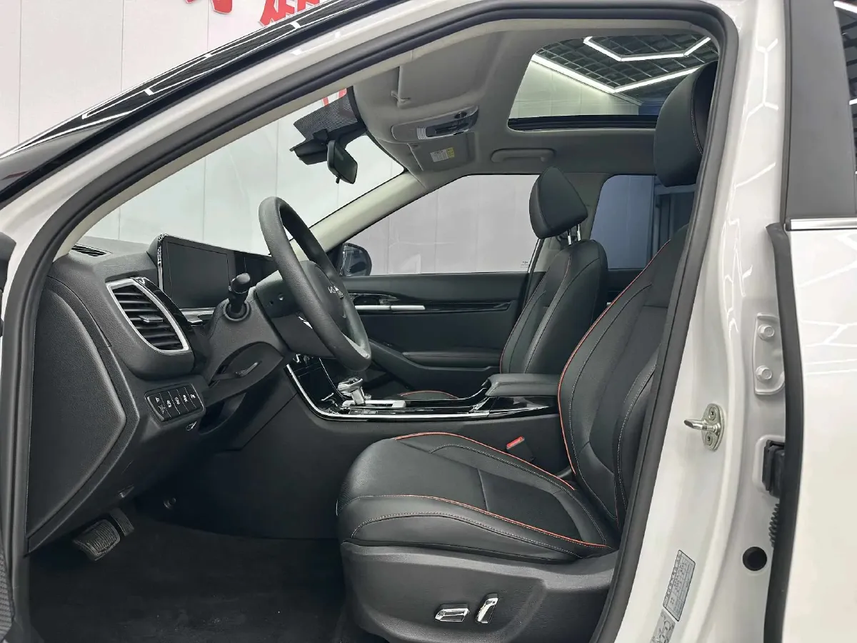 2023 Kia Seltos 1.5L 115HP L4 CVT,autocango,china used car exporter,china ev exporter,chinese used car exporter,chinese used ev exporter