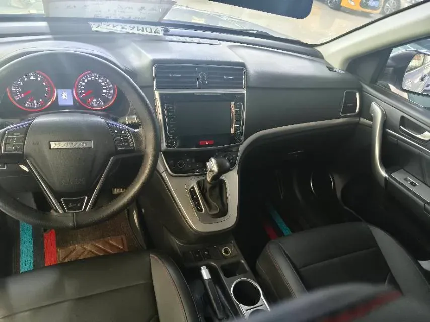2018 Haval M6 1.5T 150HP L4 7DCT,autocango,china used car exporter,china ev exporter,chinese used car exporter,chinese used ev exporter