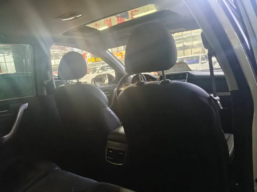 2018 Haval M6 1.5T 150HP L4 7DCT,autocango,china used car exporter,china ev exporter,chinese used car exporter,chinese used ev exporter