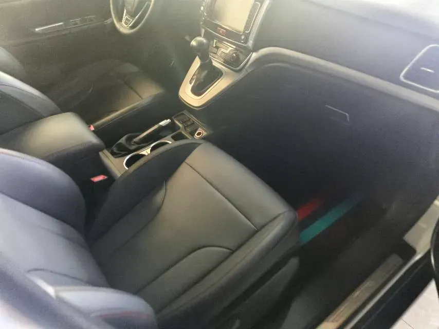 2018 Haval M6 1.5T 150HP L4 7DCT,autocango,china used car exporter,china ev exporter,chinese used car exporter,chinese used ev exporter