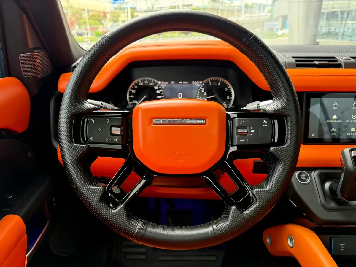 2022 Land Rover Defender 3.0T 400HP L6 8AT,autocango,china used car exporter,china ev exporter,chinese used car exporter,chinese used ev exporter