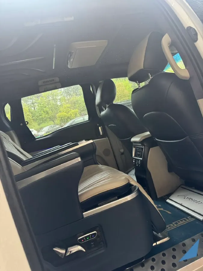 2021 Buick GL8 2.0T 237HP L4 9AT,autocango,china used car exporter,china ev exporter,chinese used car exporter,chinese used ev exporter