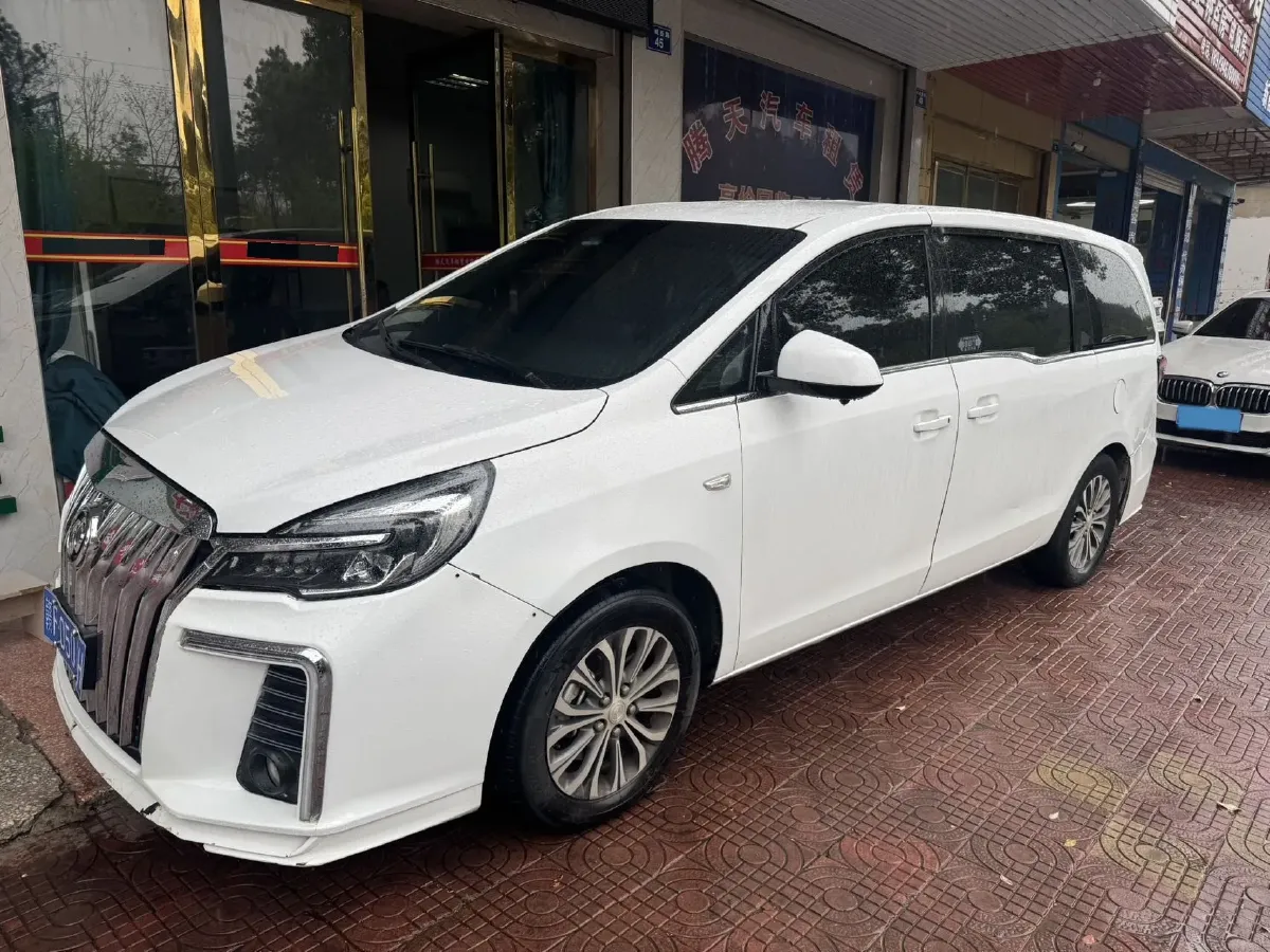 2021 Buick GL8 2.0T 237HP L4 9AT,autocango,china used car exporter,china ev exporter,chinese used car exporter,chinese used ev exporter