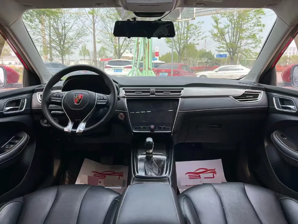 2020 Roewe i5 1.5L 120HP L4 CVT,autocango,china used car exporter,china ev exporter,chinese used car exporter,chinese used ev exporter