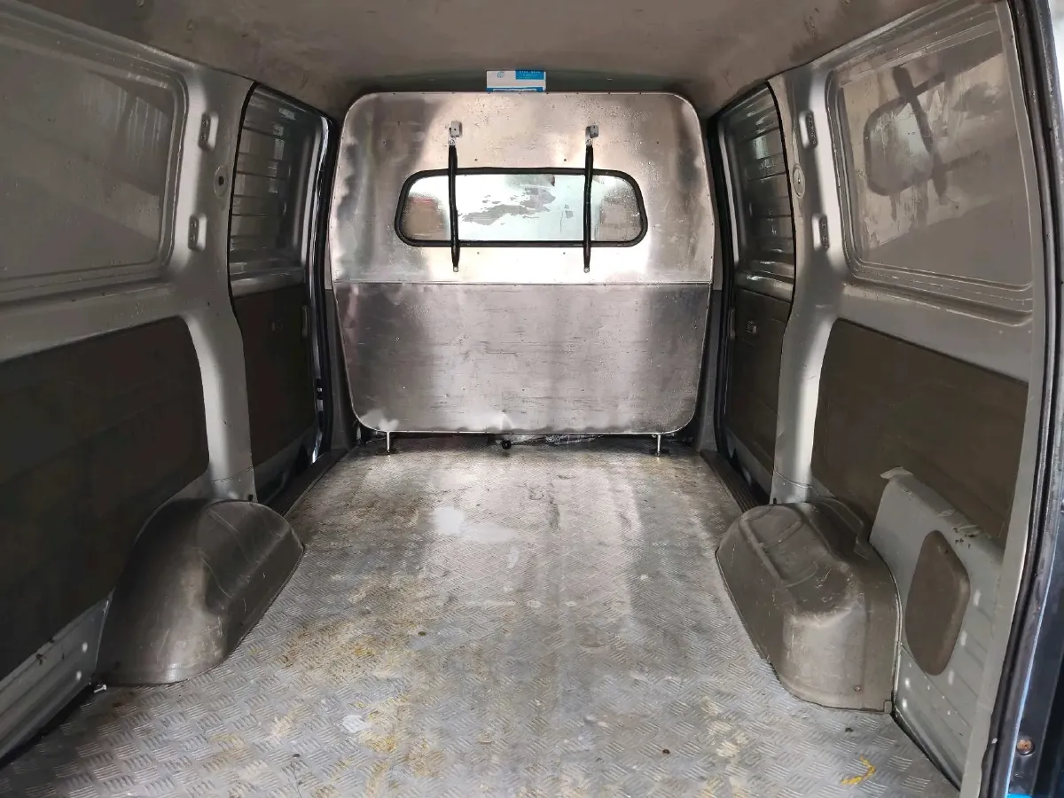 2019 WuLing RongGuang V 1.5L 112HP L4 5MT,autocango,china used car exporter,china ev exporter,chinese used car exporter,chinese used ev exporter