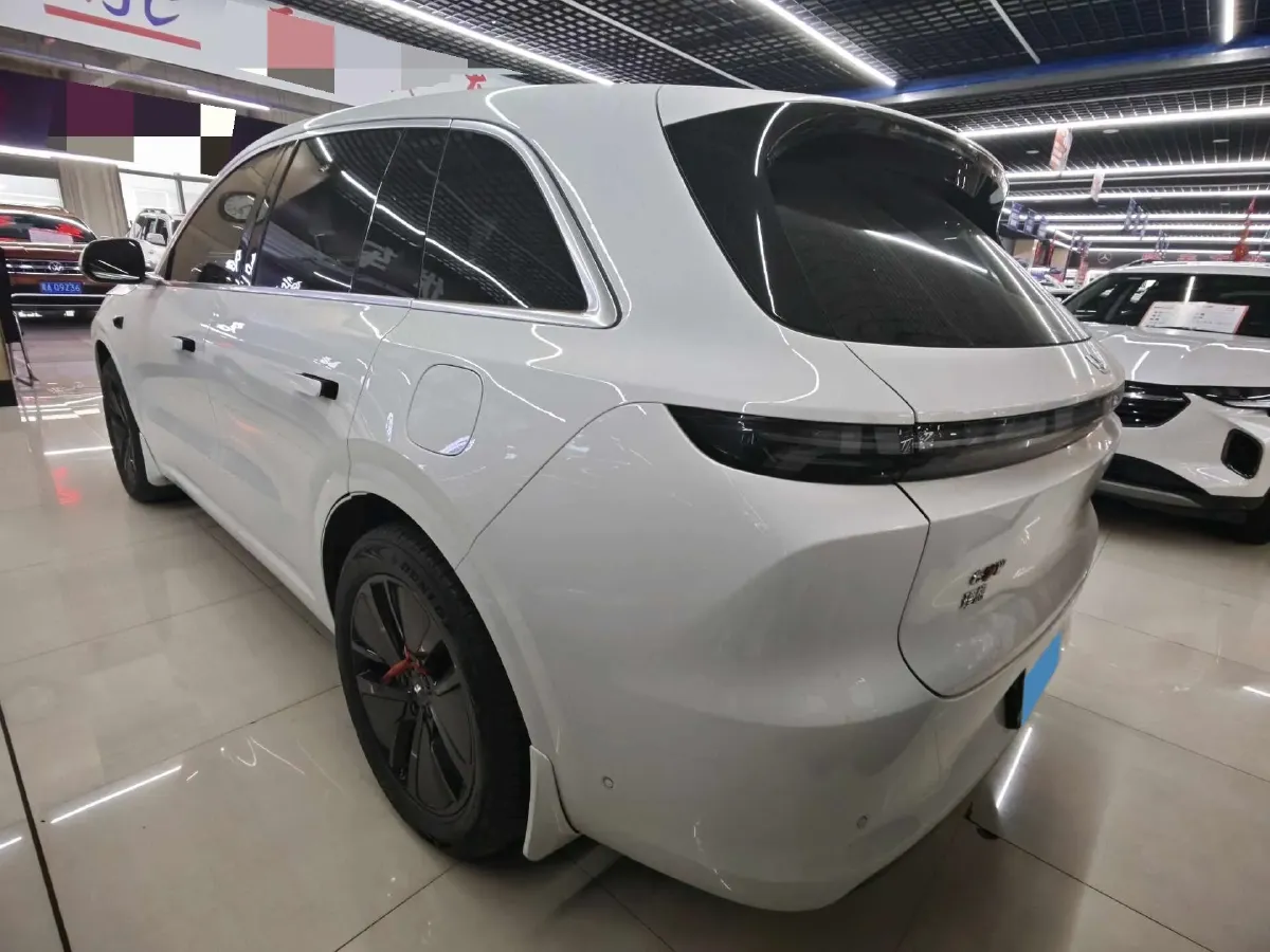 2024 Li L6 Range Extended 154HP L4 REEV 36.8KWH,autocango,china used car exporter,china ev exporter,chinese used car exporter,chinese used ev exporter