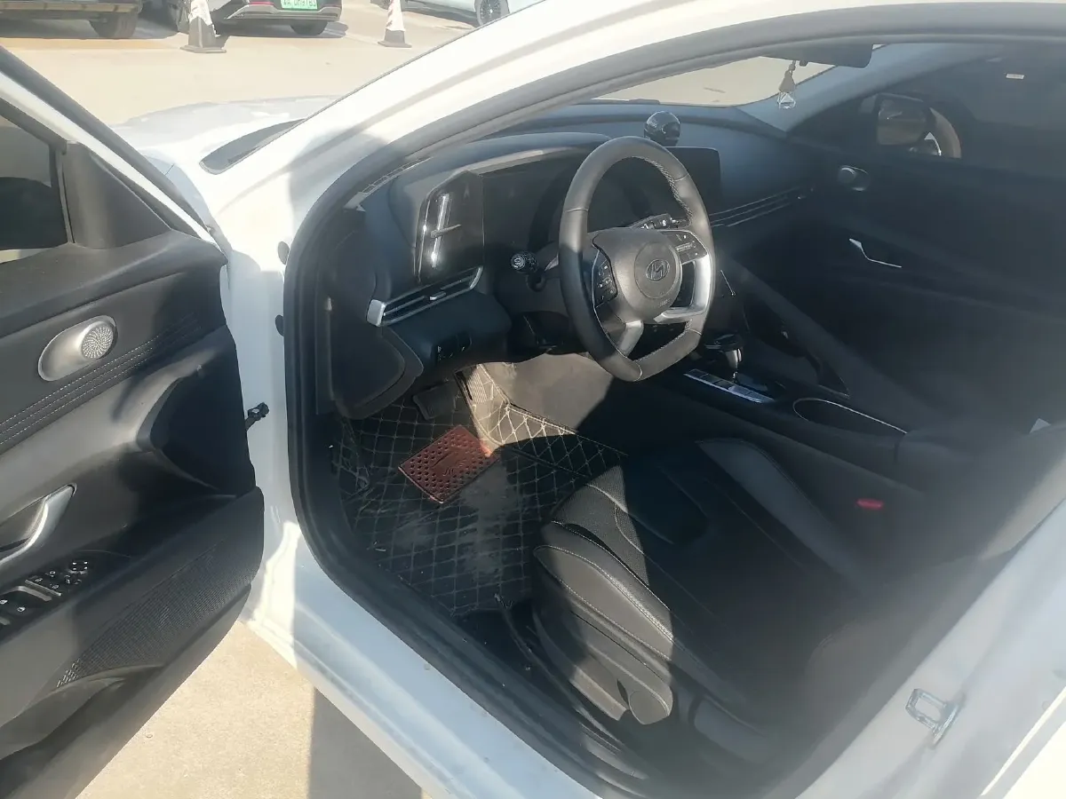 2022 Hyundai Elantra 1.5L 115HP L4 CVT,autocango,china used car exporter,china ev exporter,chinese used car exporter,chinese used ev exporter