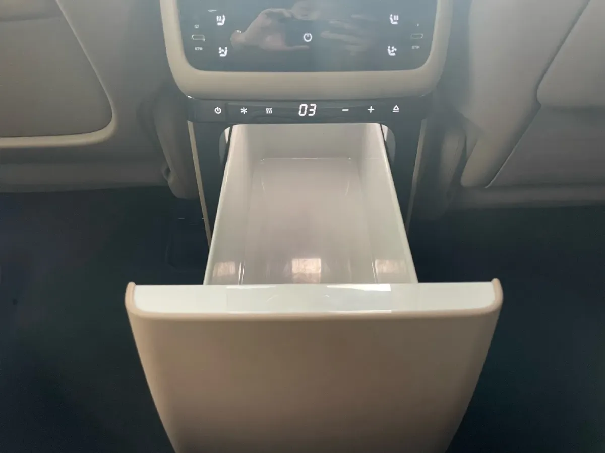 2025 Li i6 BEV,autocango,china used car exporter,china ev exporter,chinese used car exporter,chinese used ev exporter