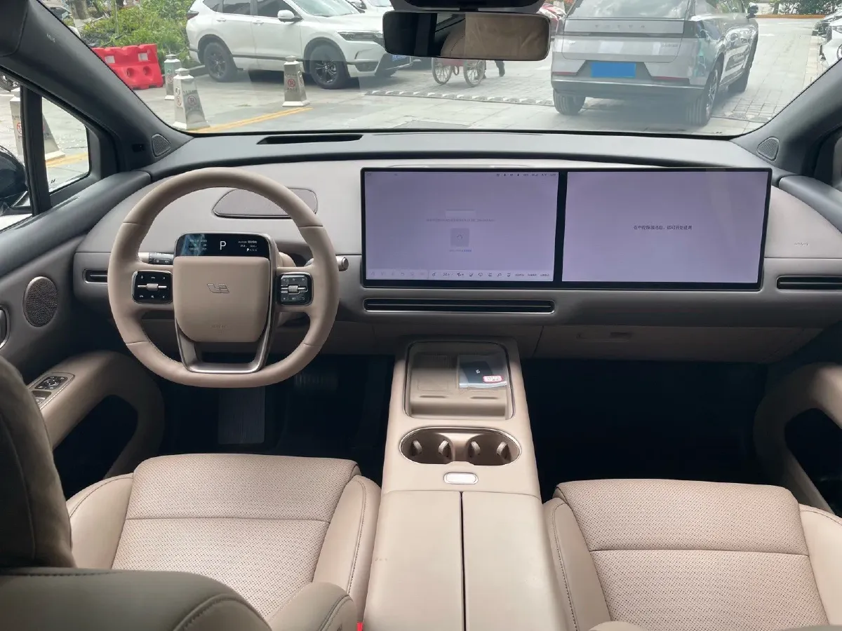 2025 Li i6 BEV,autocango,china used car exporter,china ev exporter,chinese used car exporter,chinese used ev exporter