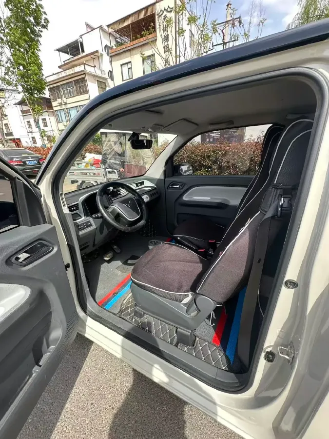 2022 WuLing HongGuang MINI EV BEV 9KWH,autocango,china used car exporter,china ev exporter,chinese used car exporter,chinese used ev exporter