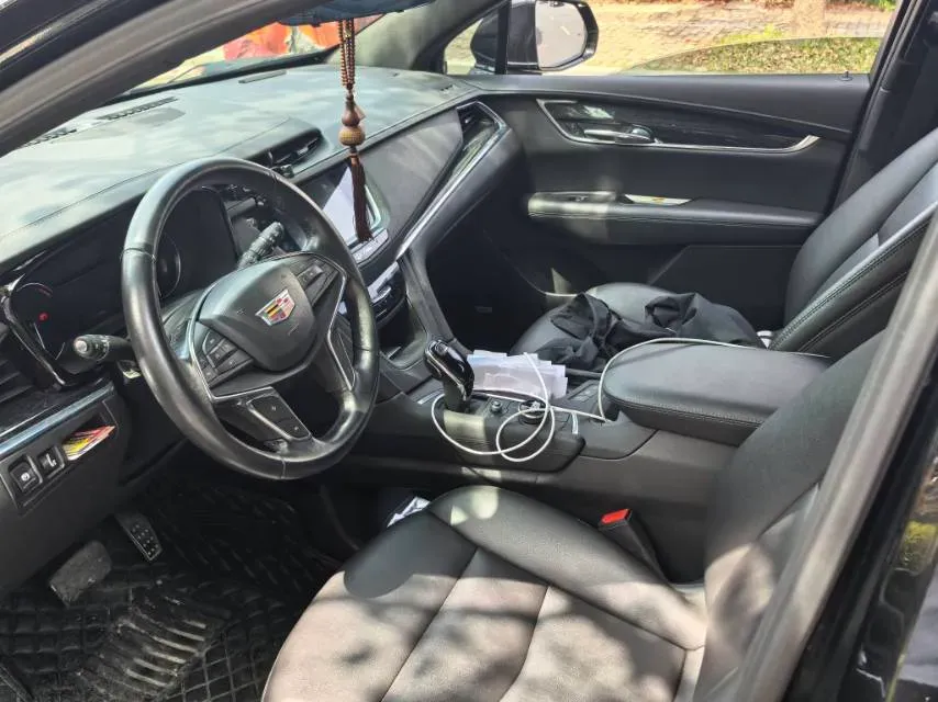 2021 Cadillac XT5 2.0T 237HP L4 9AT,autocango,china used car exporter,china ev exporter,chinese used car exporter,chinese used ev exporter