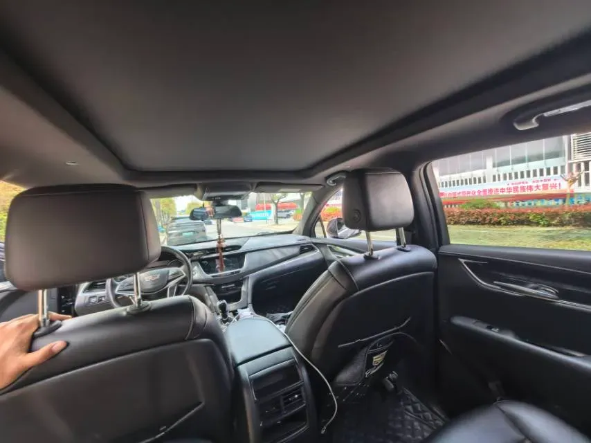 2021 Cadillac XT5 2.0T 237HP L4 9AT,autocango,china used car exporter,china ev exporter,chinese used car exporter,chinese used ev exporter