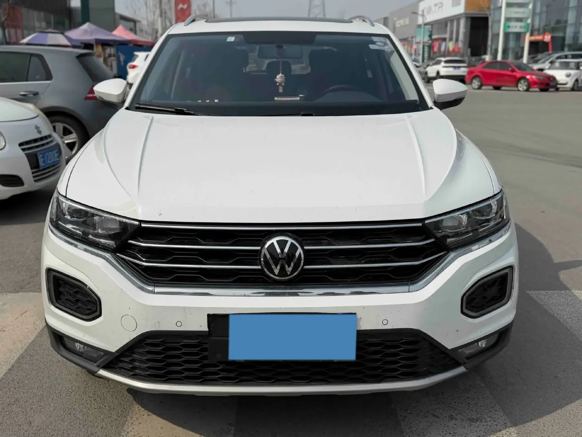 2022 Volkswagen T-Roc 1.4T 150HP L4 7DCT,autocango,china used car exporter,china ev exporter,chinese used car exporter,chinese used ev exporter