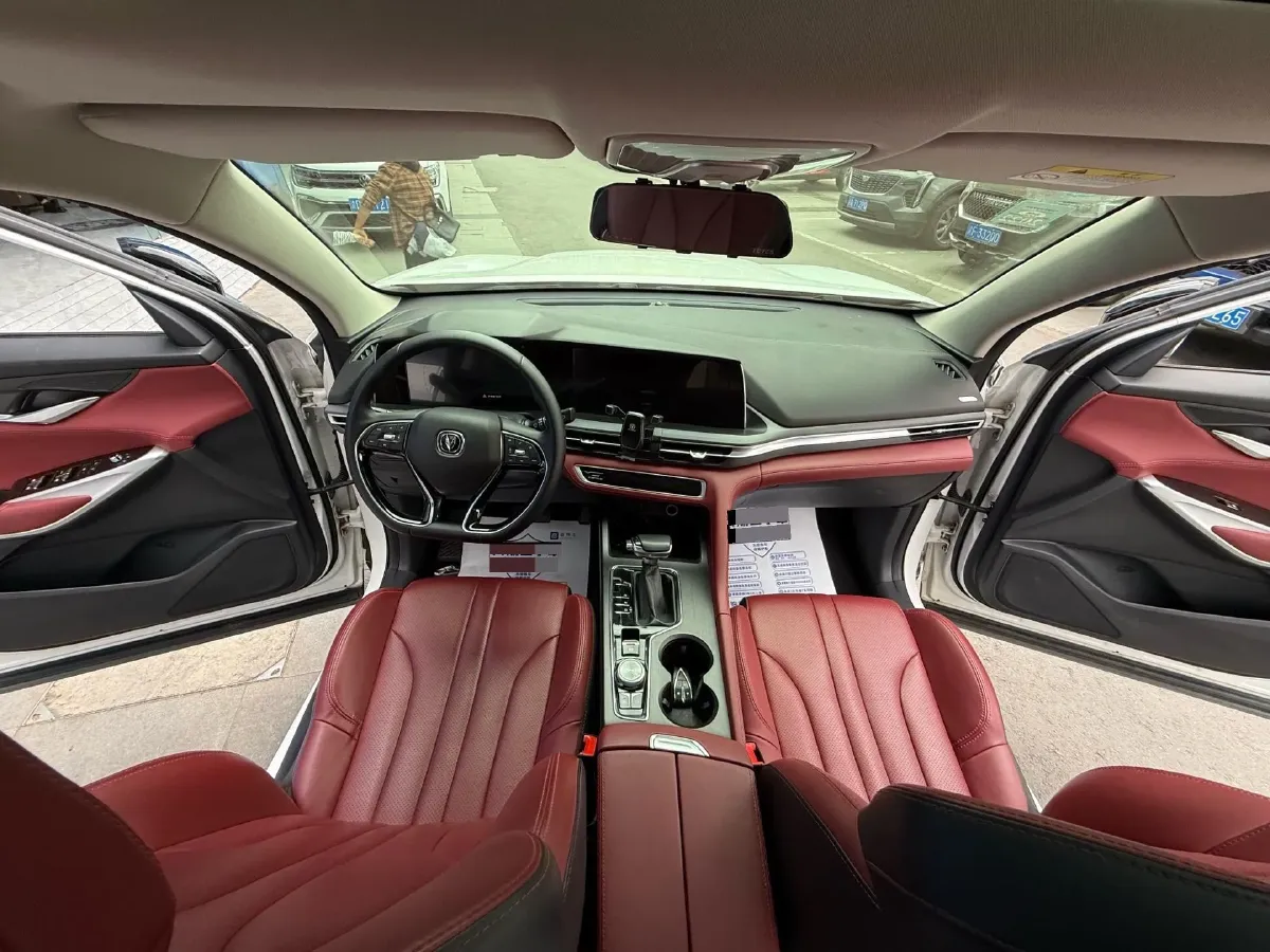 2020 ChangAn CS75 Plus 1.5T 178HP L4 6AT,autocango,china used car exporter,china ev exporter,chinese used car exporter,chinese used ev exporter