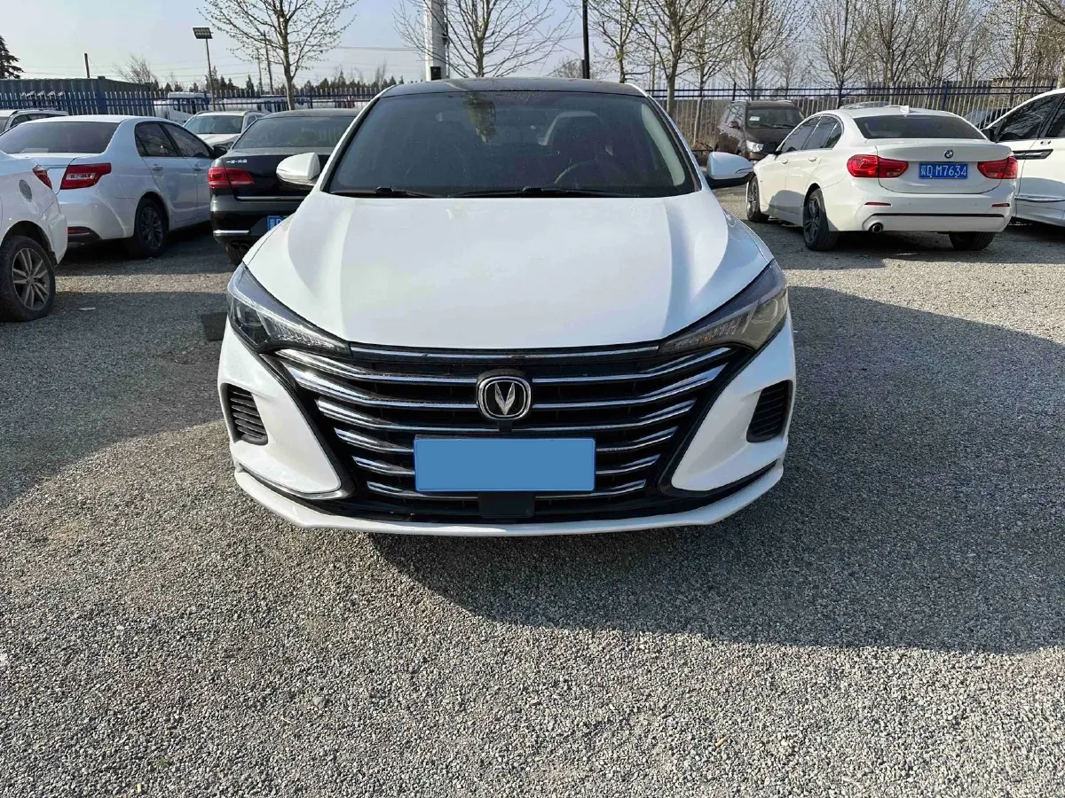 2020 ChangAn Eado 1.6L 128HP L4 5MT,autocango,china used car exporter,china ev exporter,chinese used car exporter,chinese used ev exporter