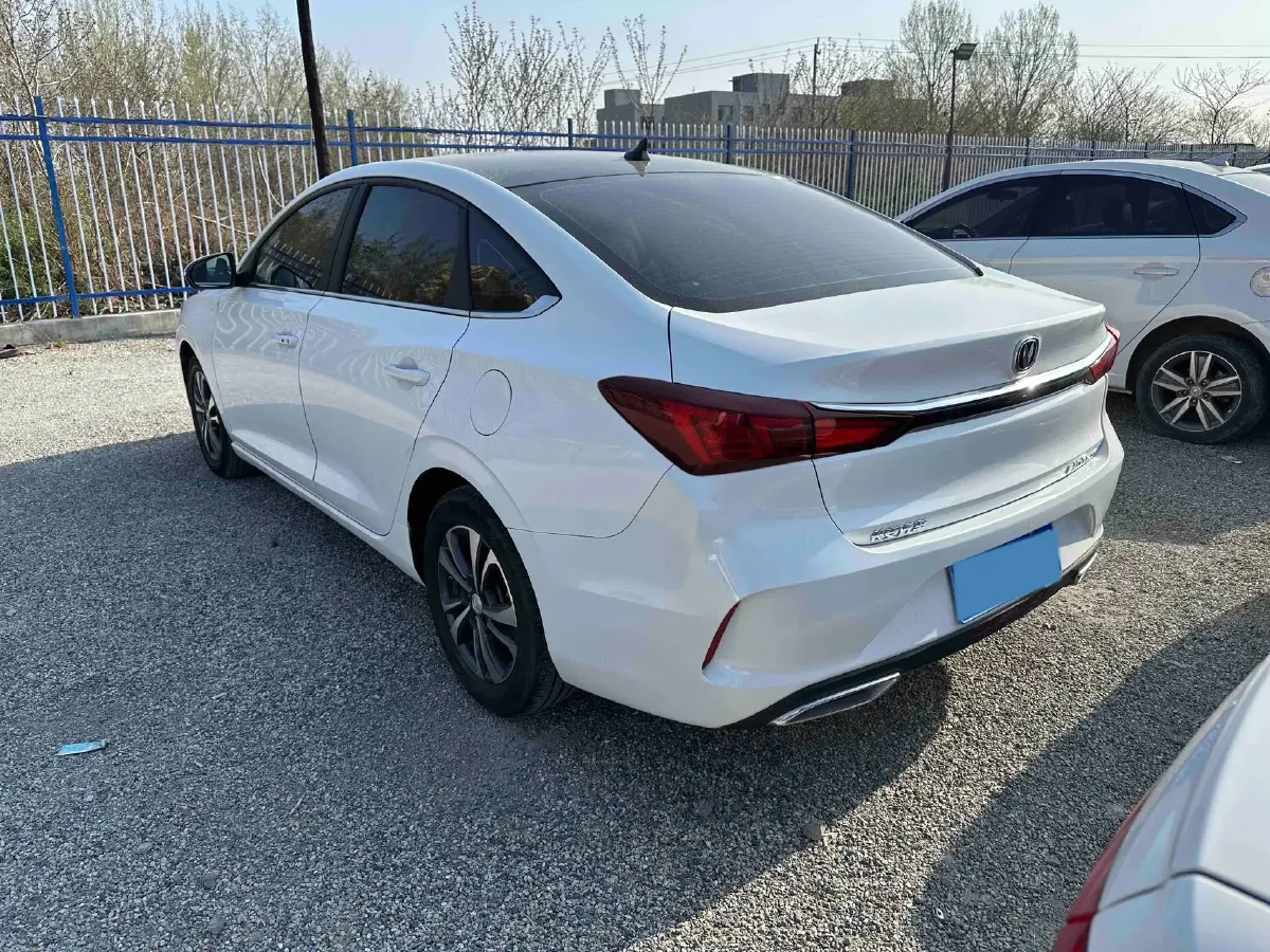 2020 ChangAn Eado 1.6L 128HP L4 5MT,autocango,china used car exporter,china ev exporter,chinese used car exporter,chinese used ev exporter