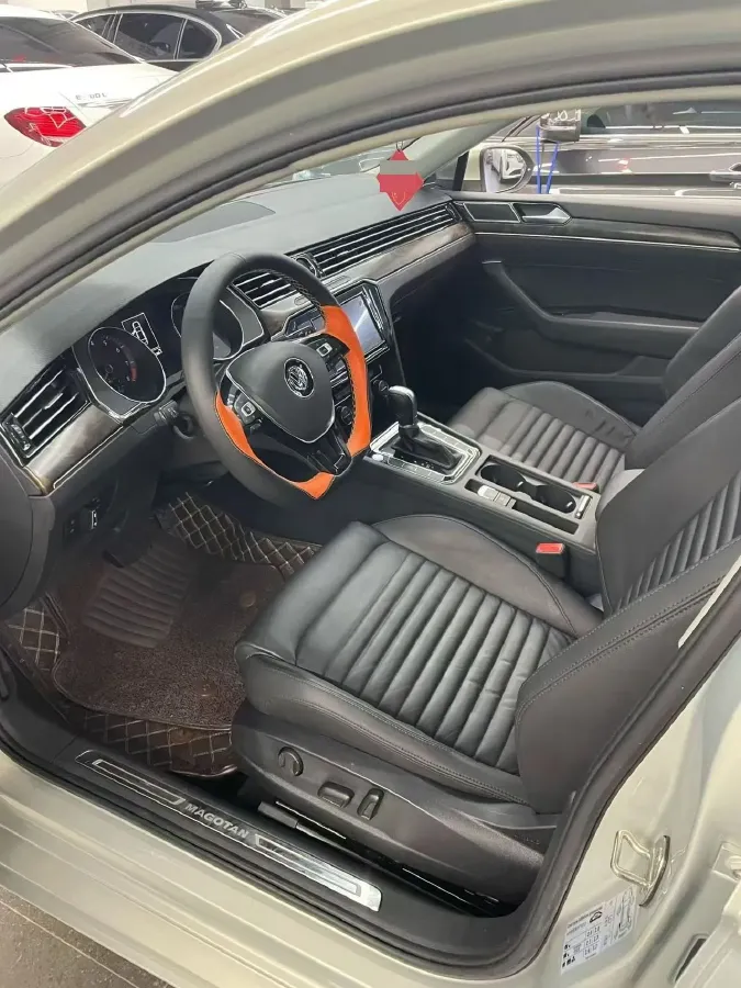 2019 Volkswagen Magotan 2.0T 186HP L4 7DCT,autocango,china used car exporter,china ev exporter,chinese used car exporter,chinese used ev exporter