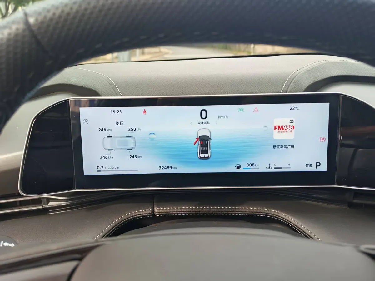 2023 Geely Azkarra 1.5T 181HP L4 7DCT,autocango,china used car exporter,china ev exporter,chinese used car exporter,chinese used ev exporter