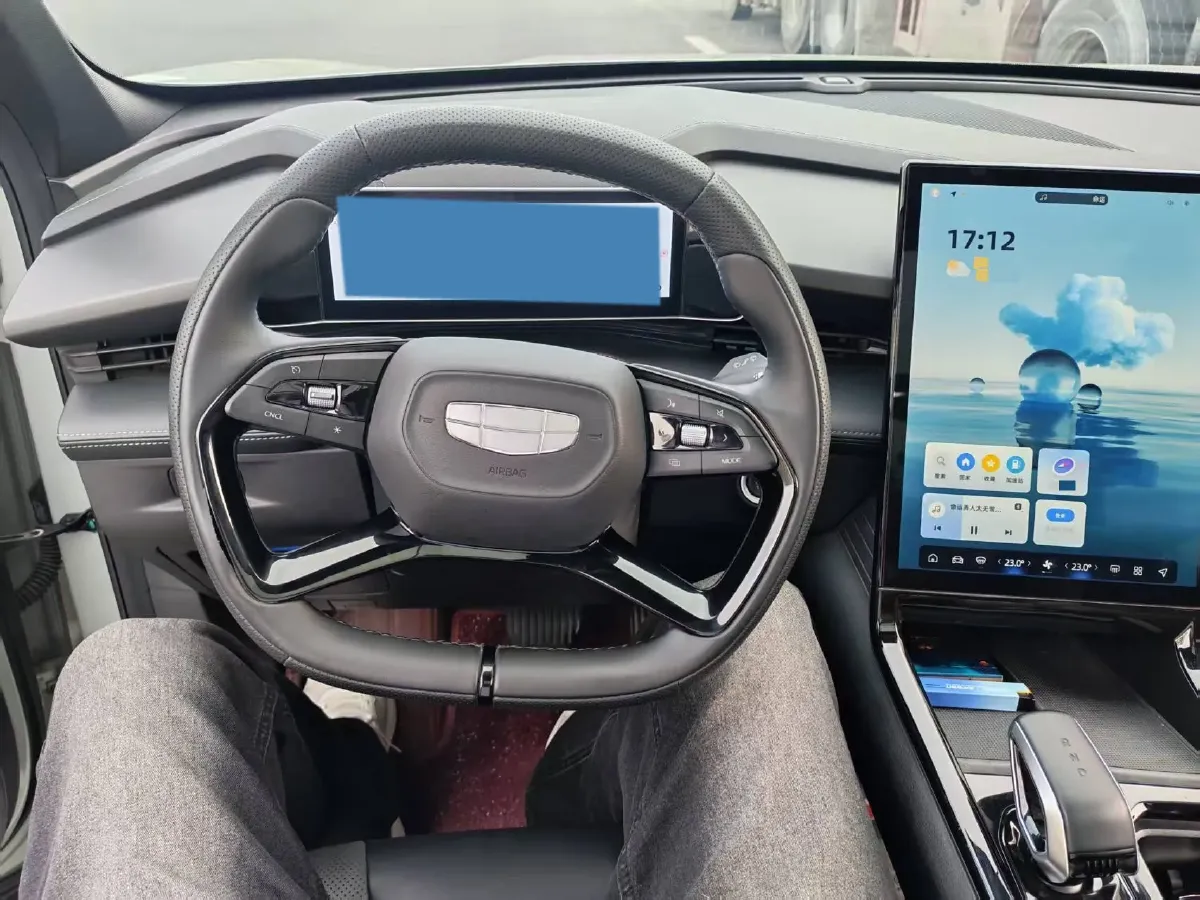 2023 Geely Azkarra 1.5T 181HP L4 7DCT,autocango,china used car exporter,china ev exporter,chinese used car exporter,chinese used ev exporter