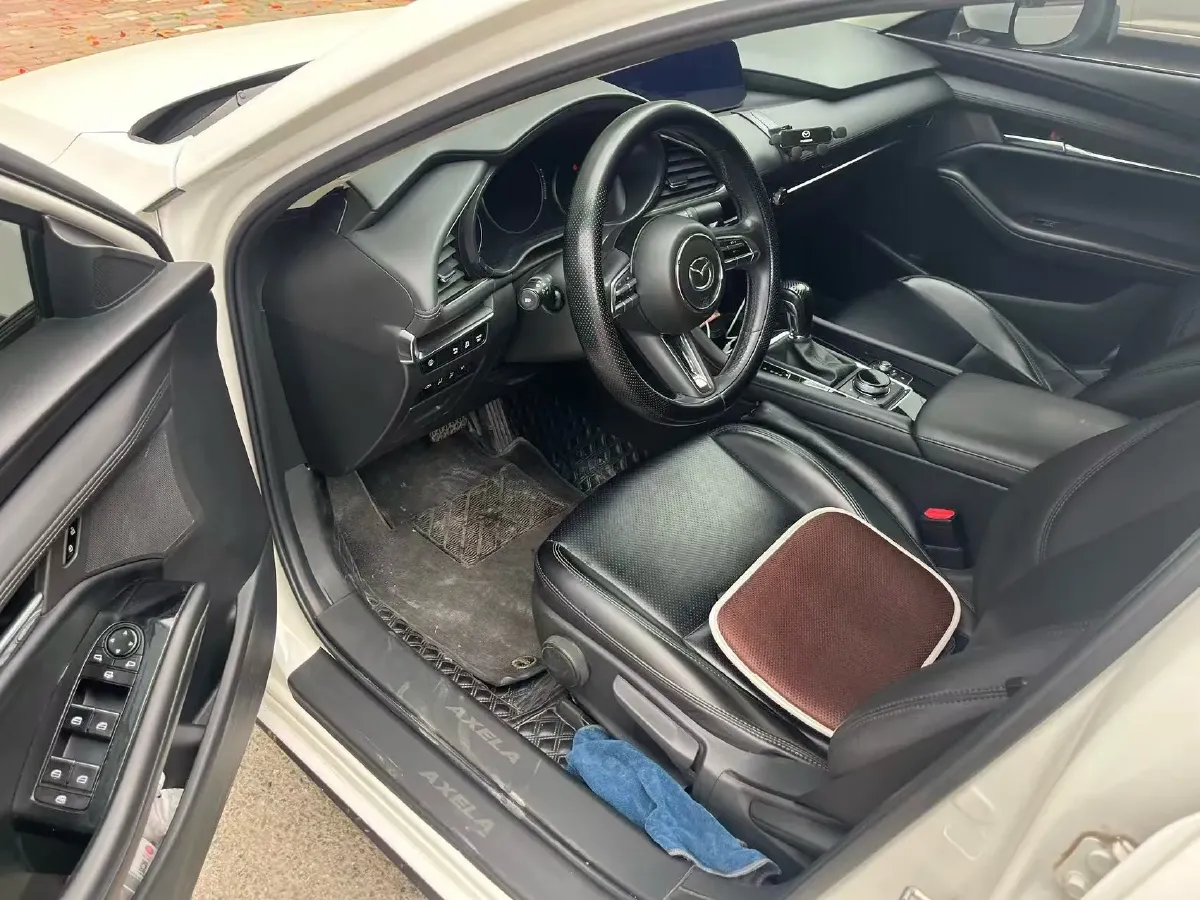 2023 Mazda 3 Axela 2.0L 158HP L4 6AT,autocango,china used car exporter,china ev exporter,chinese used car exporter,chinese used ev exporter