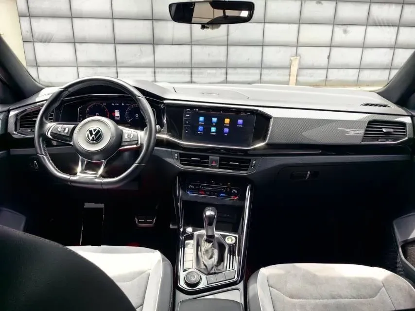 2021 Volkswagen Tayron 2.0T 220HP L4 7DCT,autocango,china used car exporter,china ev exporter,chinese used car exporter,chinese used ev exporter