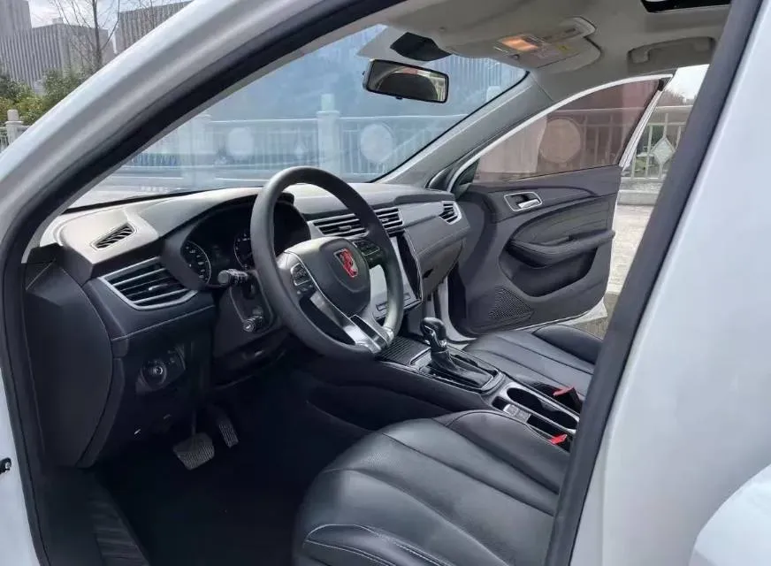 2019 Roewe i5 1.5L 120HP L4 CVT,autocango,china used car exporter,china ev exporter,chinese used car exporter,chinese used ev exporter