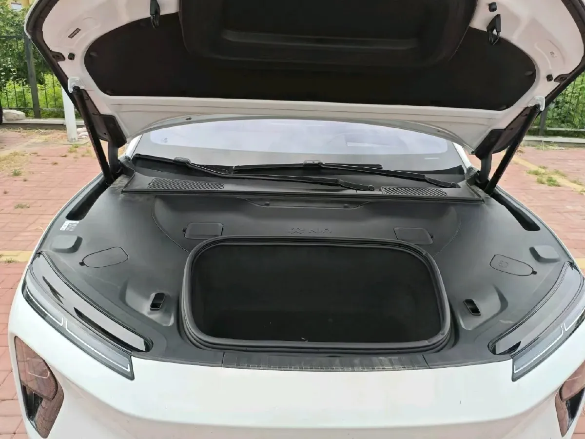 2025 NIO ET9 BEV,autocango,china used car exporter,china ev exporter,chinese used car exporter,chinese used ev exporter