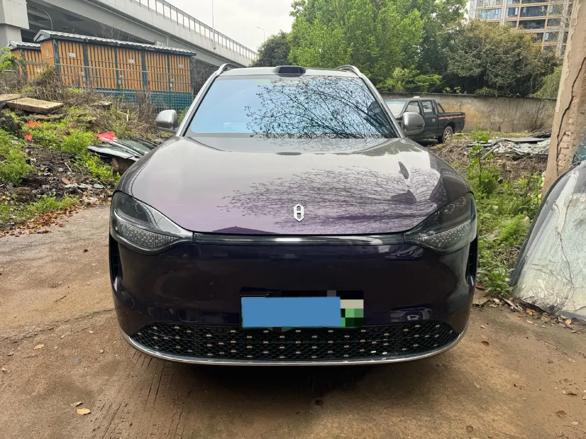 2025 AITO AITO M9 REEV 160HP REEV 52KWH,autocango,china used car exporter,china ev exporter,chinese used car exporter,chinese used ev exporter