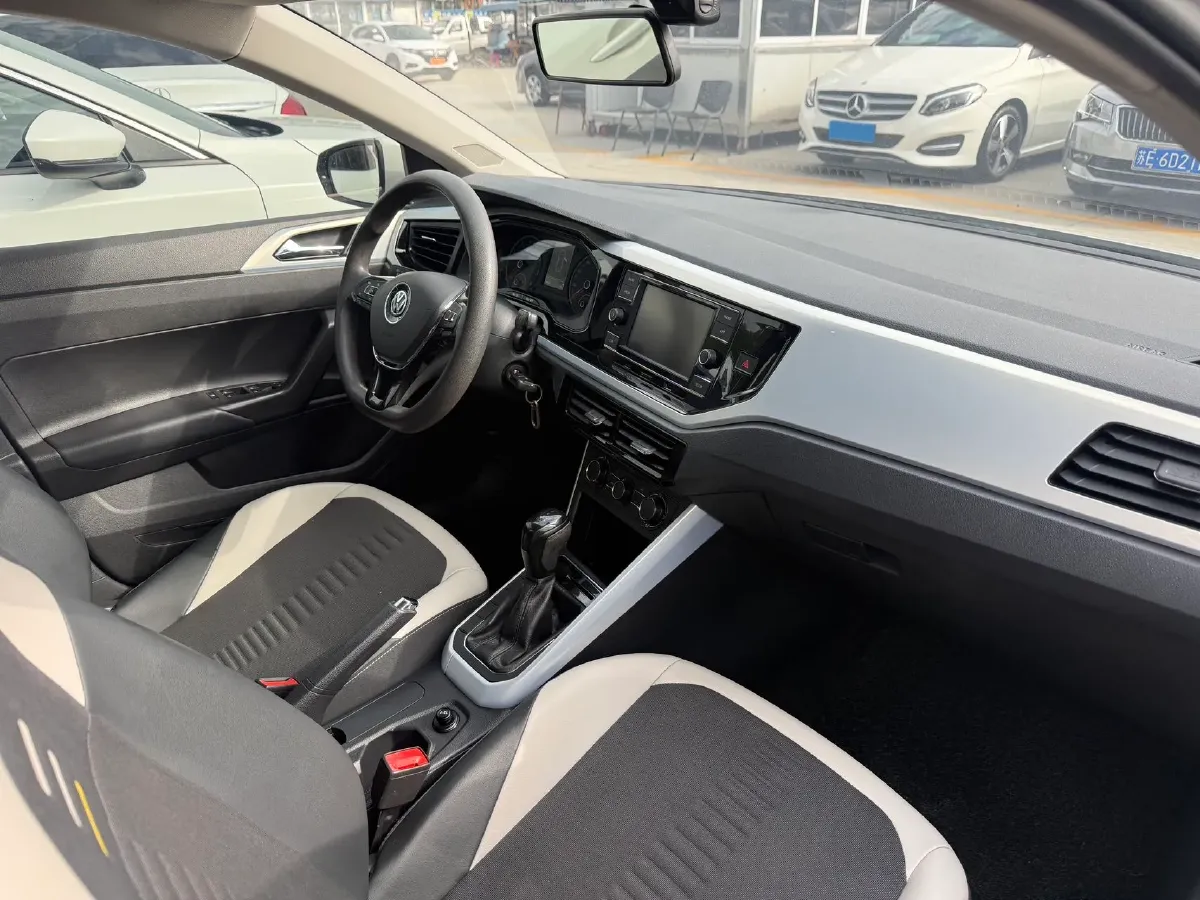 2019 Volkswagen Polo 1.5L 113HP L4 6AT,autocango,china used car exporter,china ev exporter,chinese used car exporter,chinese used ev exporter