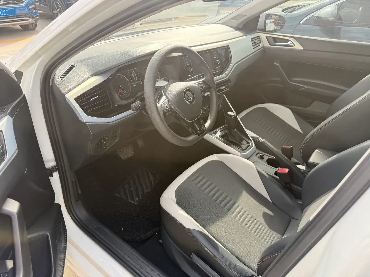 2019 Volkswagen Polo 1.5L 113HP L4 6AT,autocango,china used car exporter,china ev exporter,chinese used car exporter,chinese used ev exporter