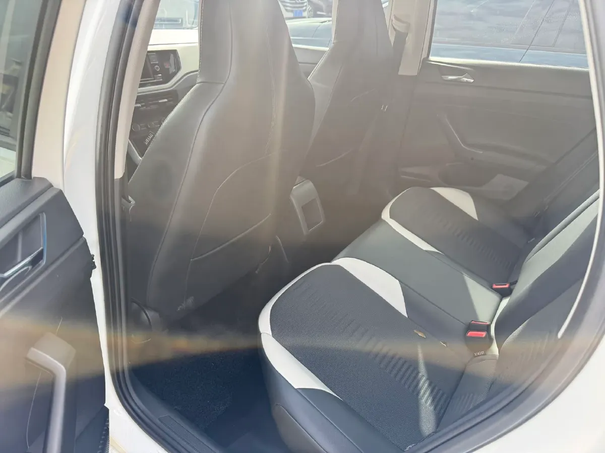 2019 Volkswagen Polo 1.5L 113HP L4 6AT,autocango,china used car exporter,china ev exporter,chinese used car exporter,chinese used ev exporter