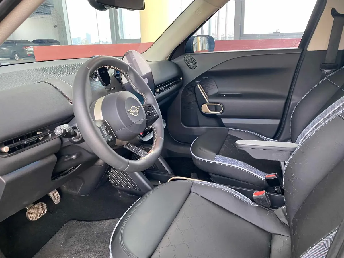 2025 MINI ACEMAN BEV,autocango,china used car exporter,china ev exporter,chinese used car exporter,chinese used ev exporter