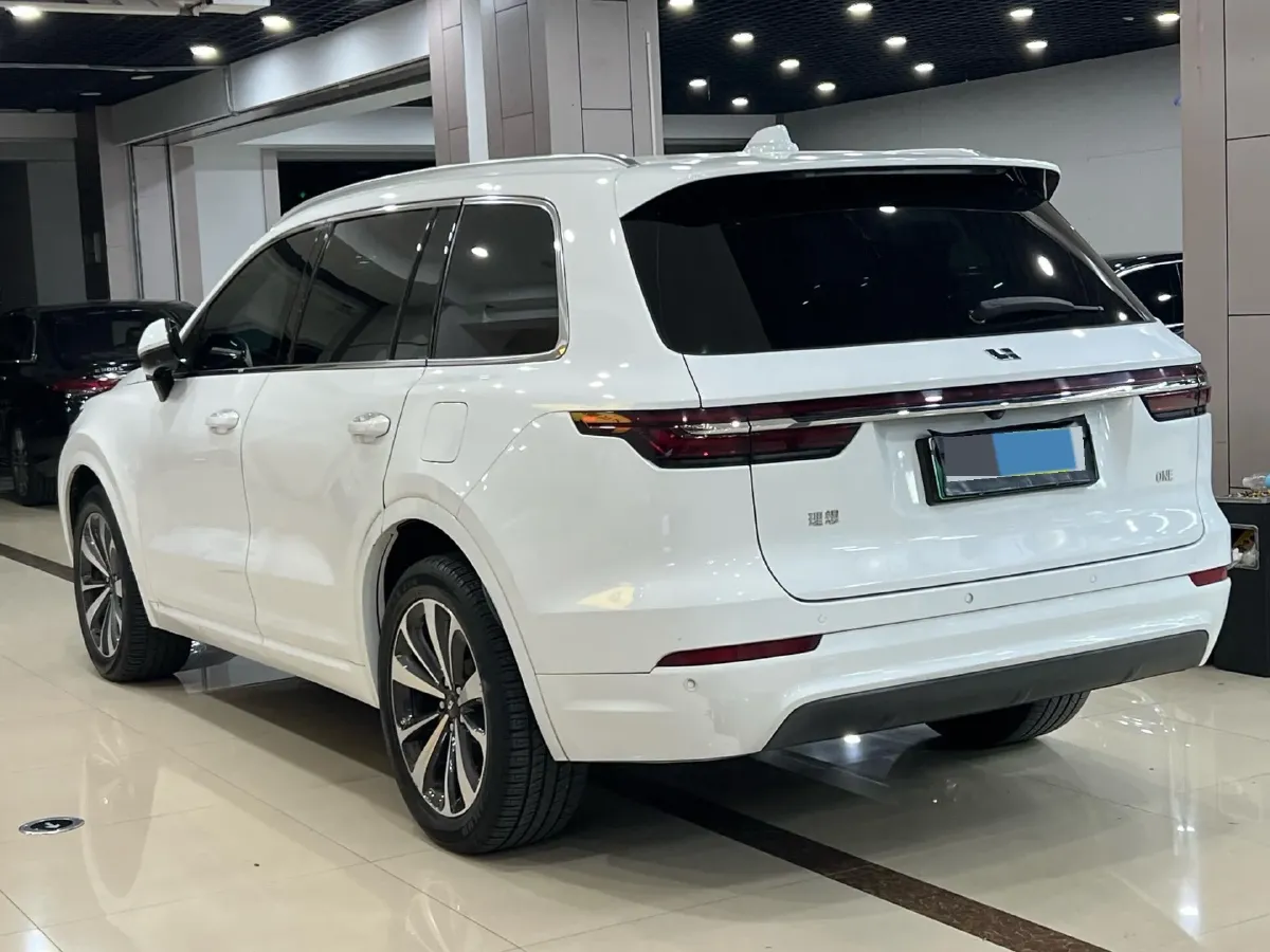 2021 Li ONE Range Extended 131HP REEV 40.5KWH,autocango,china used car exporter,china ev exporter,chinese used car exporter,chinese used ev exporter