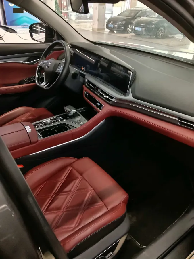 2022 ChangAn CS75 Plus 2.0T 233HP L4 8AT,autocango,china used car exporter,china ev exporter,chinese used car exporter,chinese used ev exporter