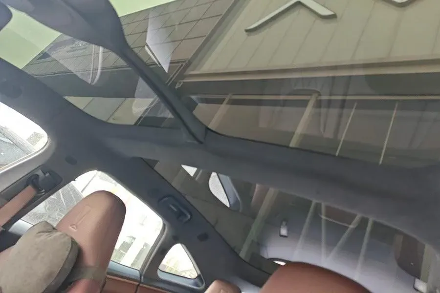 2025 Avatr 11 1.5T 156HP L4 REEV,autocango,china used car exporter,china ev exporter,chinese used car exporter,chinese used ev exporter