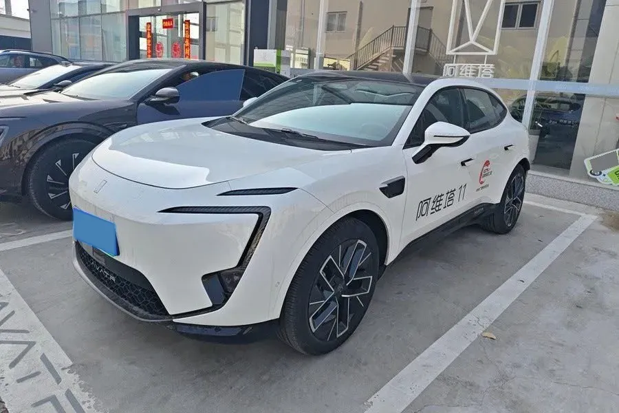 2025 Avatr 11 1.5T 156HP L4 REEV,autocango,china used car exporter,china ev exporter,chinese used car exporter,chinese used ev exporter