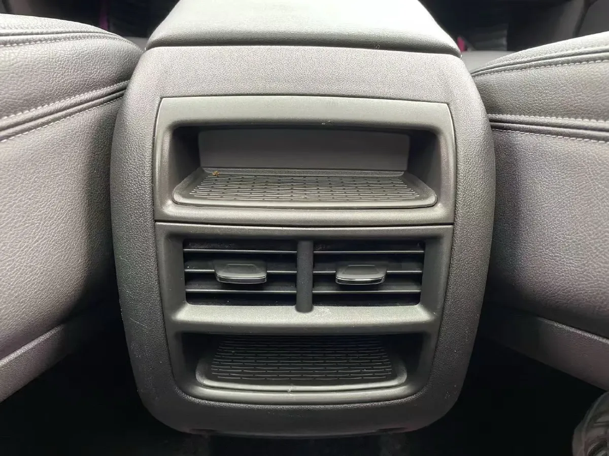 2021 Cadillac XT5 2.0T 237HP L4 9AT,autocango,china used car exporter,china ev exporter,chinese used car exporter,chinese used ev exporter