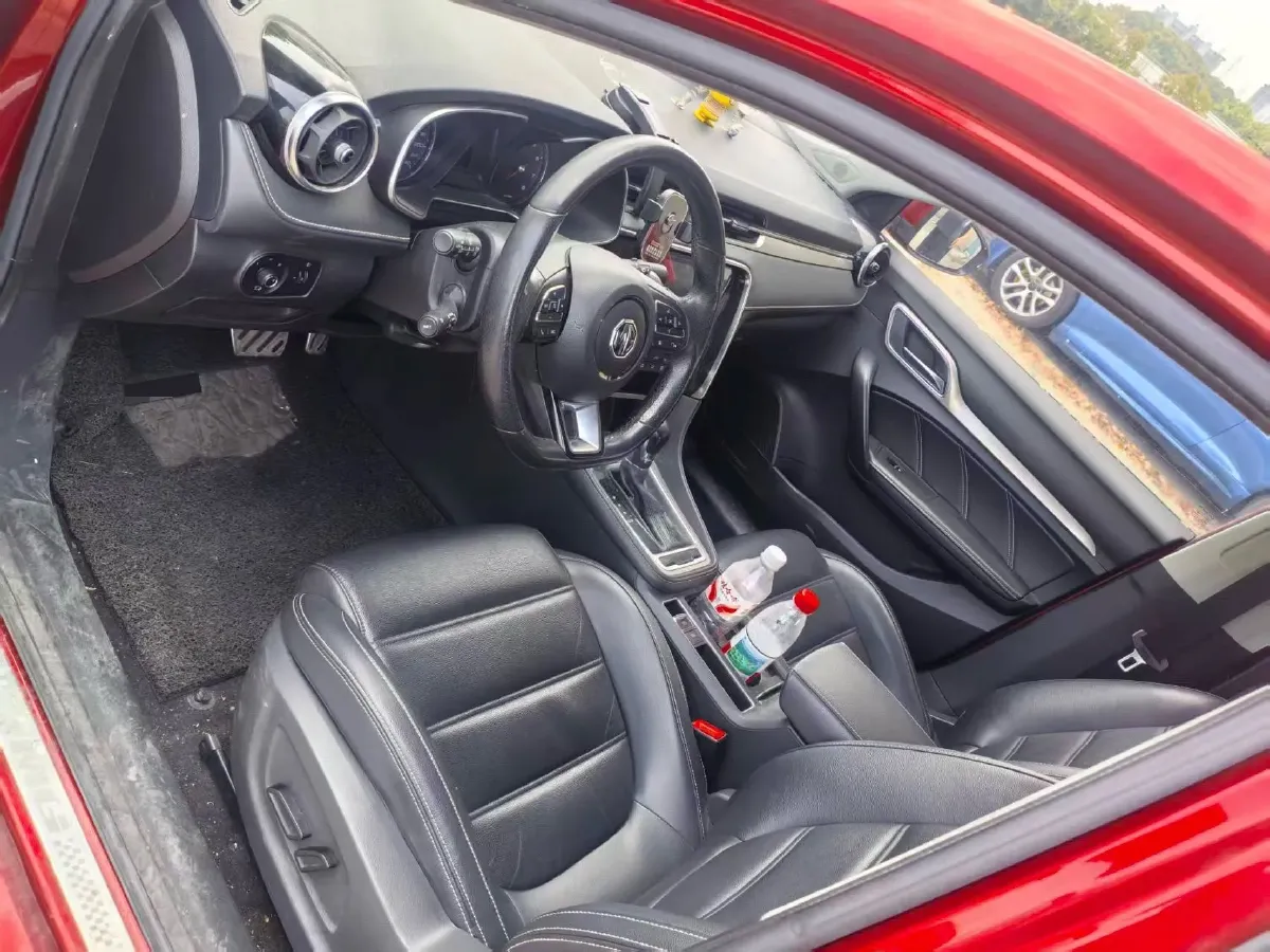 2019 MAXUS XinTu V80 2.5T 136HP L4 6AMT,autocango,china used car exporter,china ev exporter,chinese used car exporter,chinese used ev exporter