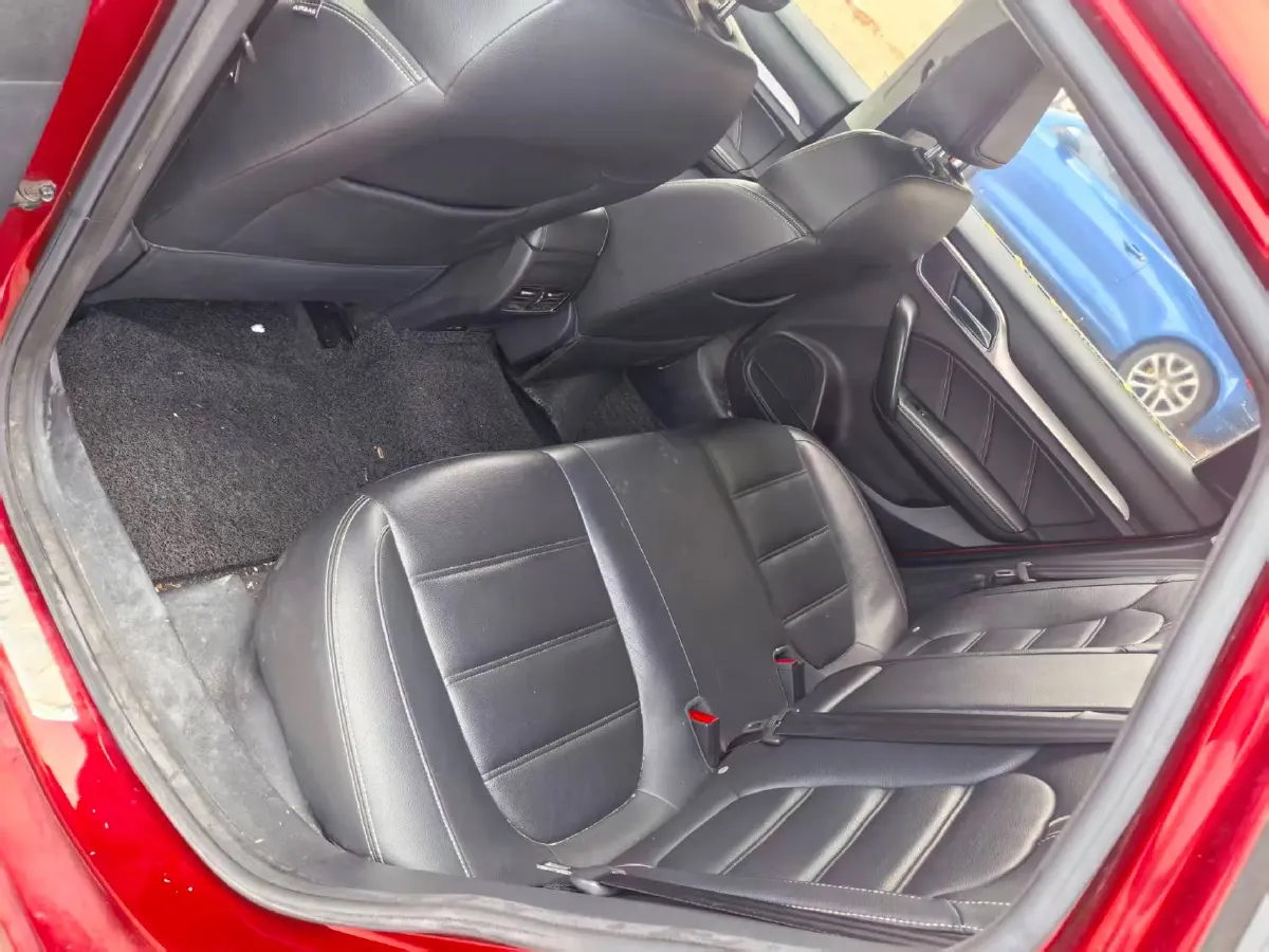 2019 MAXUS XinTu V80 2.5T 136HP L4 6AMT,autocango,china used car exporter,china ev exporter,chinese used car exporter,chinese used ev exporter