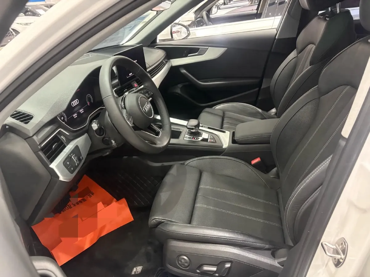 2022 Audi A4L 2.0T 190HP L4 7DCT,autocango,china used car exporter,china ev exporter,chinese used car exporter,chinese used ev exporter