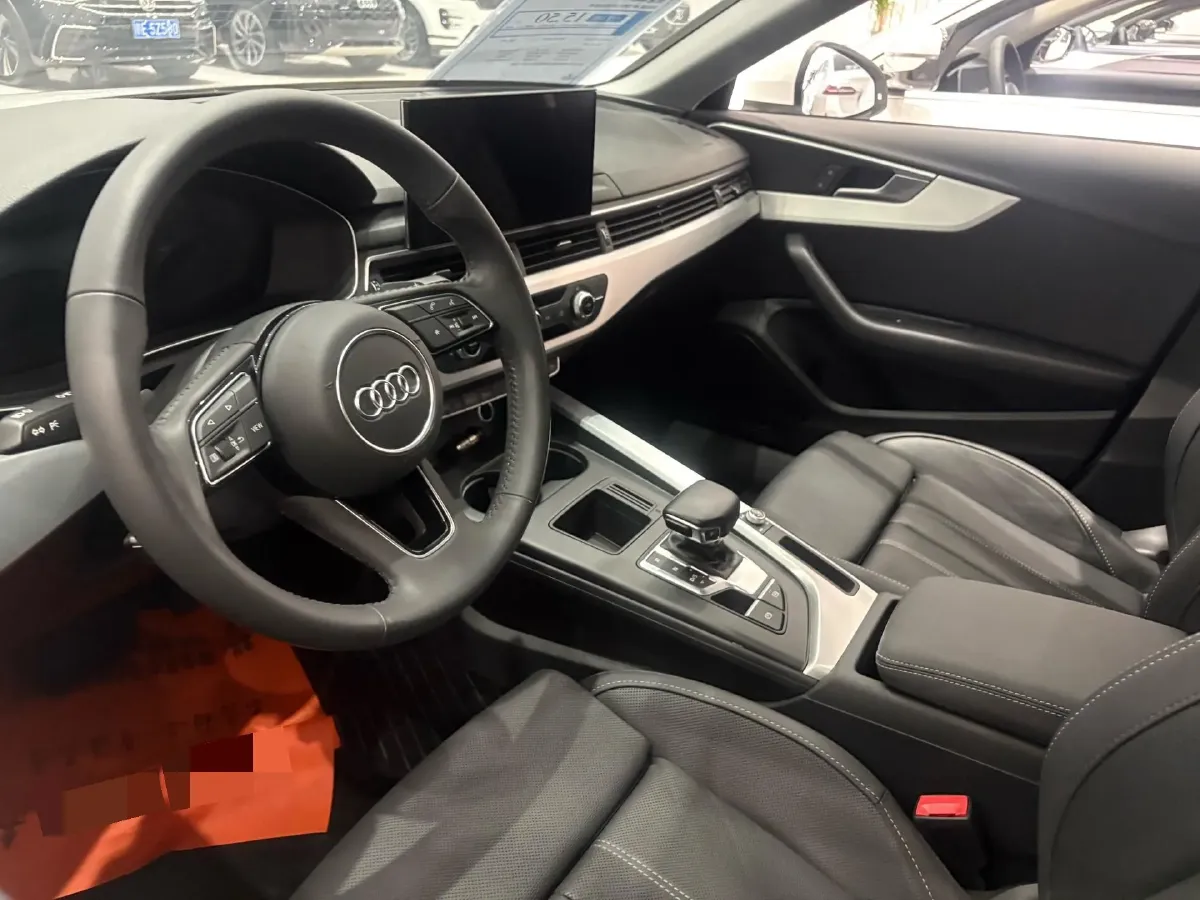 2022 Audi A4L 2.0T 190HP L4 7DCT,autocango,china used car exporter,china ev exporter,chinese used car exporter,chinese used ev exporter