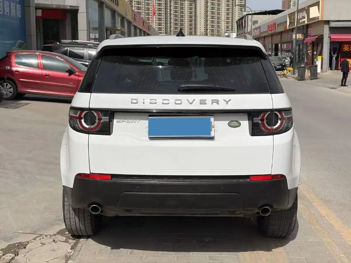 2018 Land Rover Discovery Sport 2.0T 241HP L4 9AT,autocango,china used car exporter,china ev exporter,chinese used car exporter,chinese used ev exporter