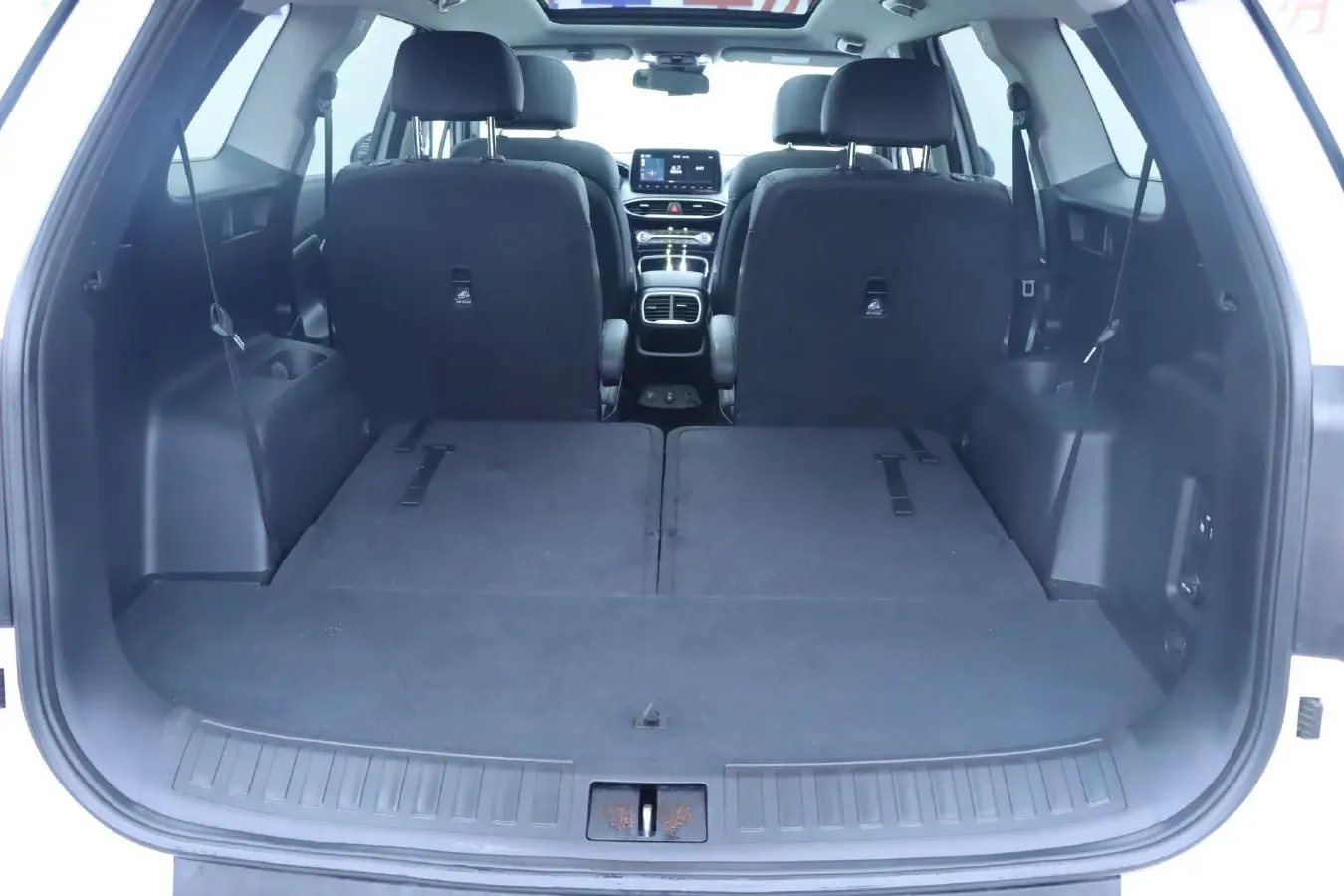 2019 Hyundai Santafe 2.0T 240HP L4 8AT,autocango,china used car exporter,china ev exporter,chinese used car exporter,chinese used ev exporter