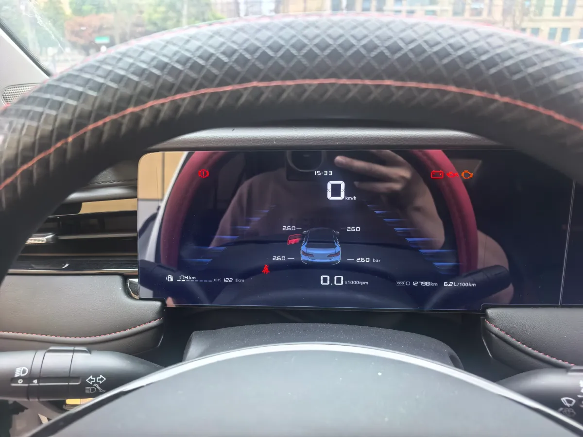 2023 Roewe i5 1.5L 129HP L4 5MT,autocango,china used car exporter,china ev exporter,chinese used car exporter,chinese used ev exporter