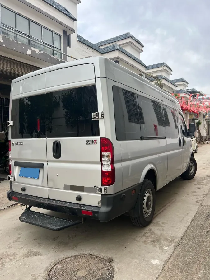 2021 DongFeng DFAC YuFeng 2.4T 140HP L4 6MT,autocango,china used car exporter,china ev exporter,chinese used car exporter,chinese used ev exporter